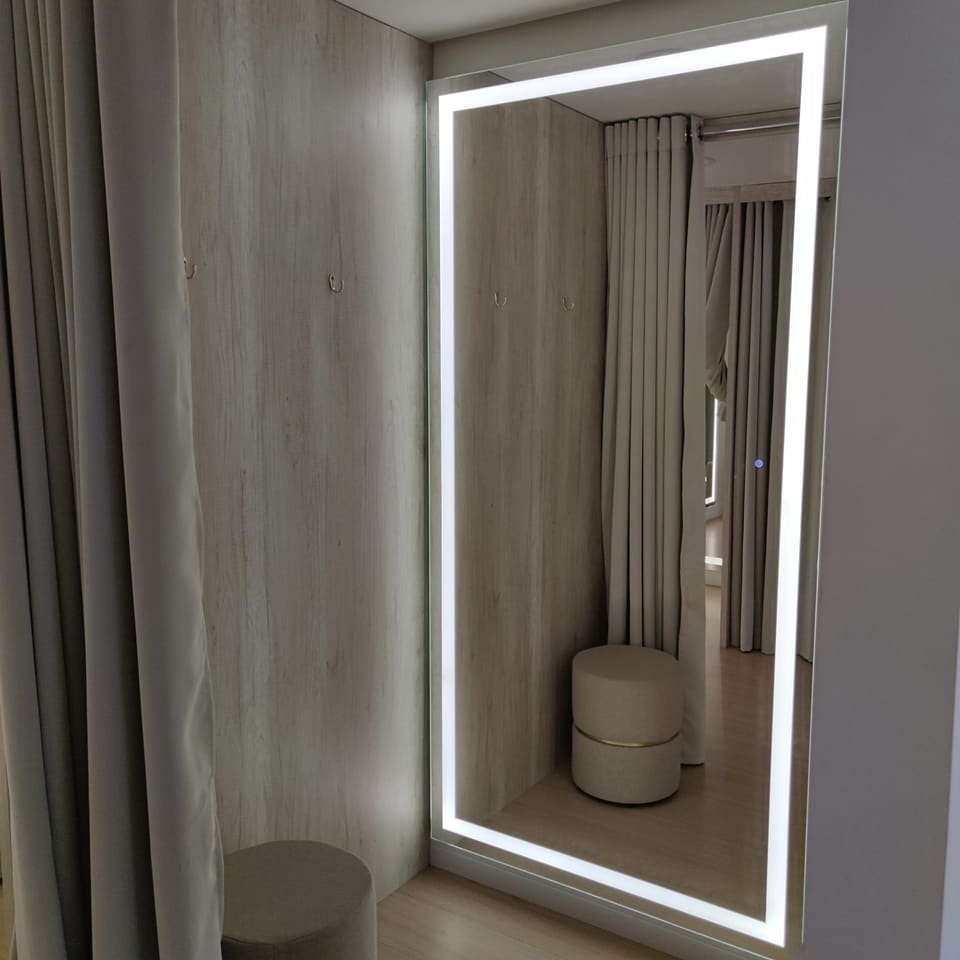 Espelho front LED com botão touch – foto 11