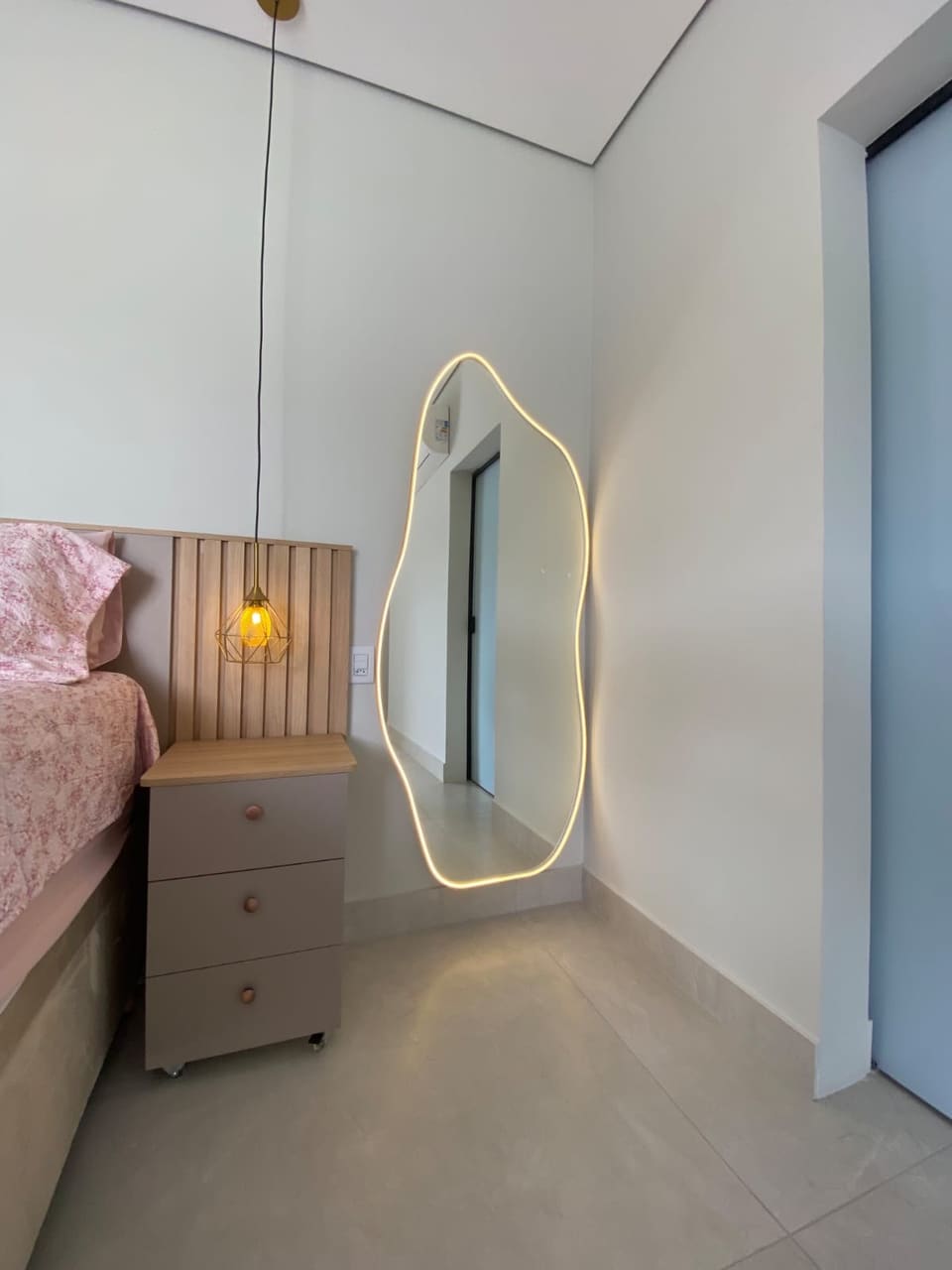 Espelho com LED neon e moldura anti-impacto – foto 5