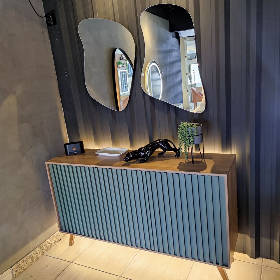 Espelho com LED neon e moldura anti-impacto – foto 35