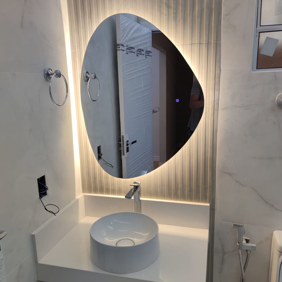 Espelho orgânico flutuante com LED – foto 8